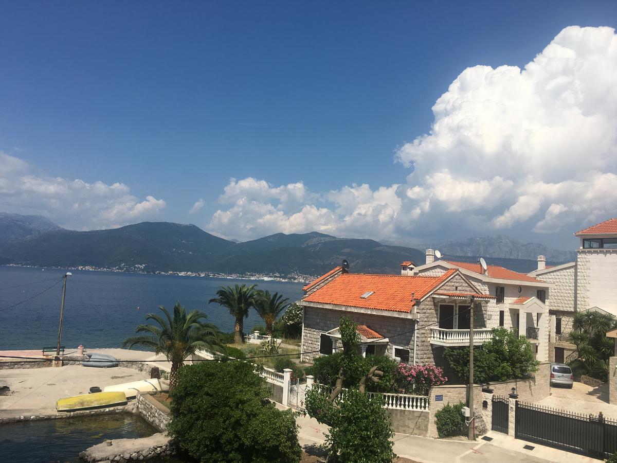 Studio Apartments Krasici Tivat Exterior foto